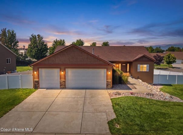 891 N Harlequin Dr, Post Falls, ID 83854