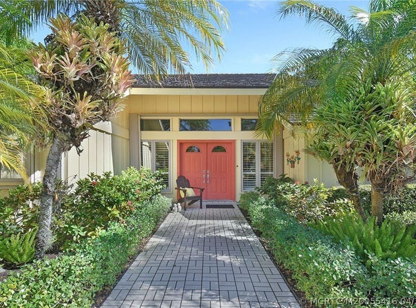 6111 SE Winged Foot Drive, Stuart, FL 34997