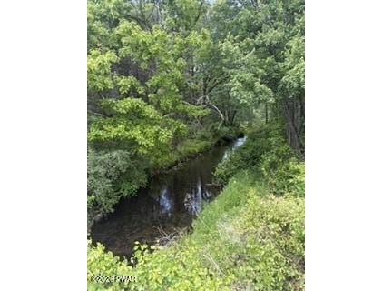 Emery Road, Dingmans Ferry, PA 18328