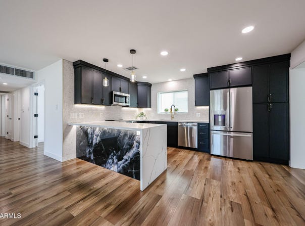3707 E AMELIA Avenue, Phoenix, AZ 85018