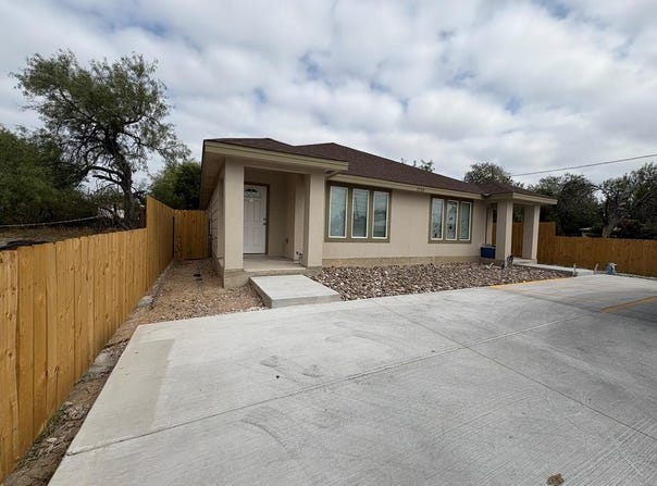 1729 Williams, Eagle Pass, TX 78852