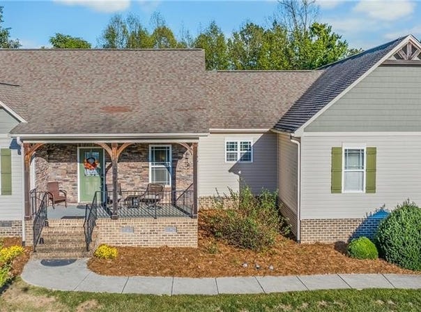 134 Ravensbourne Trace, Stokesdale, NC 27357
