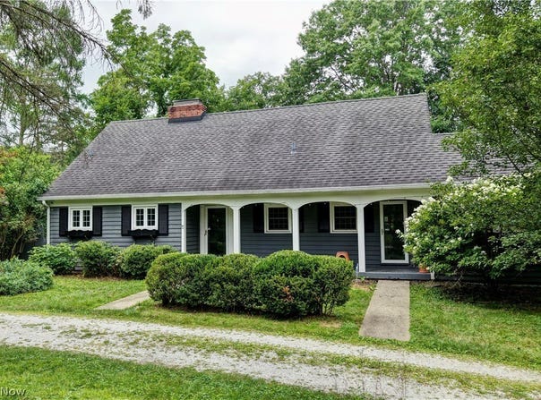 186 S Main Street, Hudson, OH 44236
