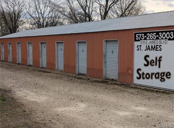 516 E James Boulevard, St James, MO 65559