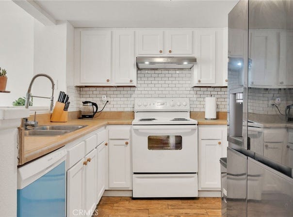 300 E Chestnut, Santa Ana, CA 92701