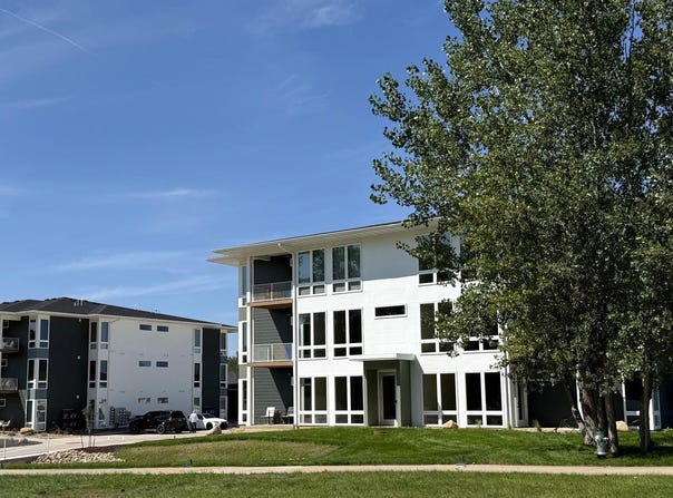 4015 Cedar heights Drive, Cedar Falls, IA 50613