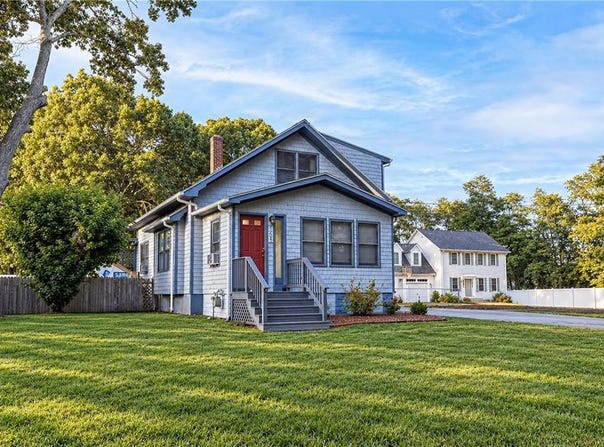 565 Sandy Lane, Warwick, RI 02889