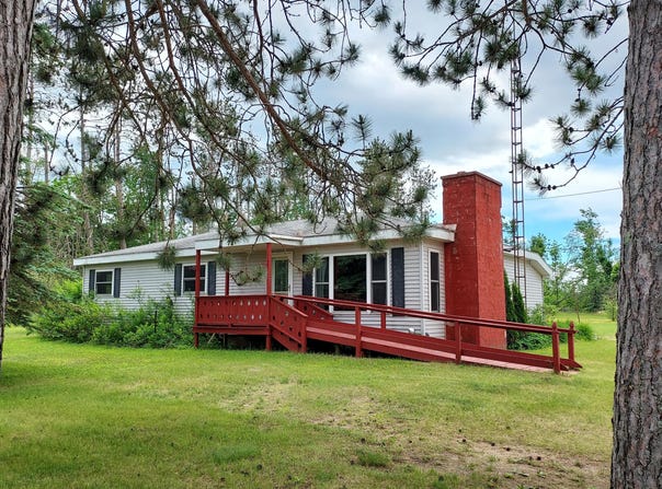 72 Hayes Tower Road, Gaylord, MI 49735