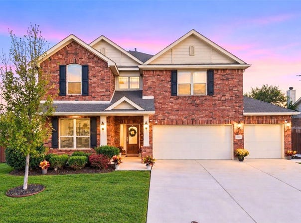 1533 Fallingwater Trail, Fort Worth, TX 76052