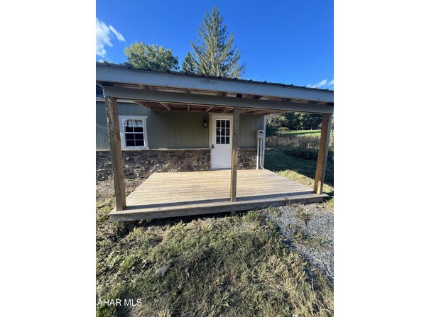 198-200 Hickory Street, Wood, PA 16694