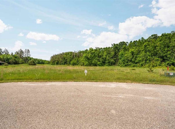 2057 SANCTUARY, HARBOR SPRINGS, MI 49740