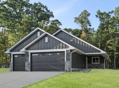 331 Gateway Parkway, Osceola, WI 54020
