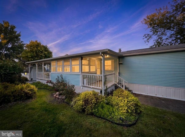 27 CYPRESS Lane, CARLISLE, PA 17015