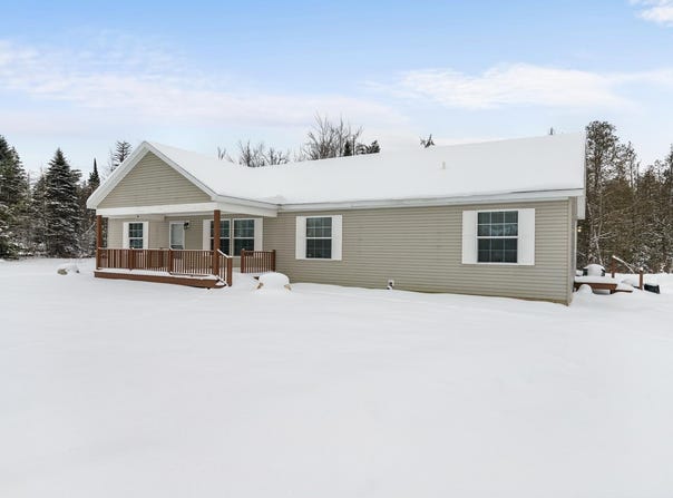 433 Alexander Road, Vanderbilt, MI 49795