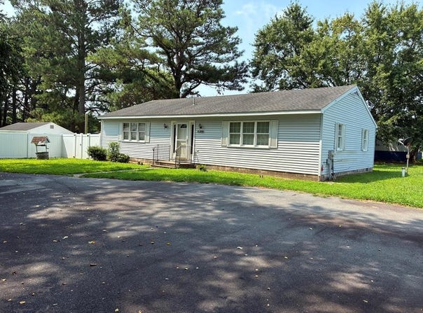 19544 MAIN ST, MELFA, VA 23410
