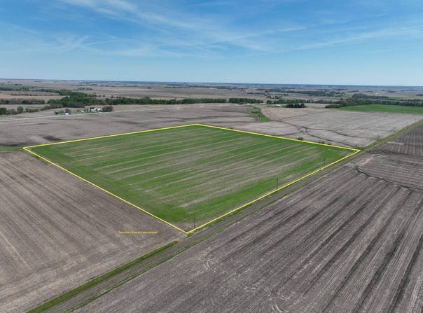 Logan Ave, Mount Pleasant, IA 52641
