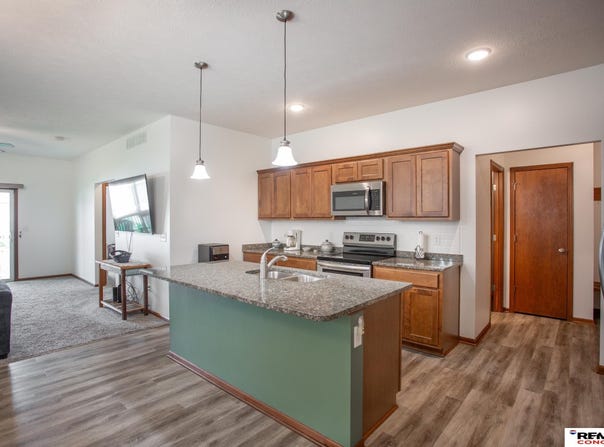 2868 Wagon Drive, Lincoln, NE 68507