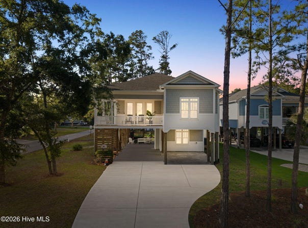 2201 W Yacht Drive, Oak Island, NC 28465