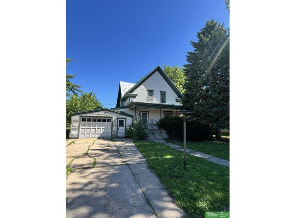 105 E 5 Street, Stromsburg, NE 68666