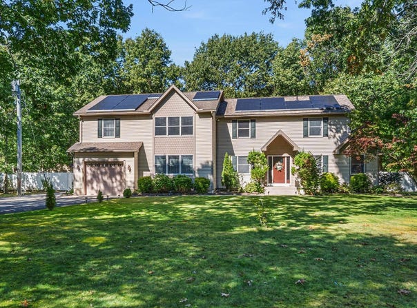 6 High School Drive, Egg Harbor Township, NJ 08234