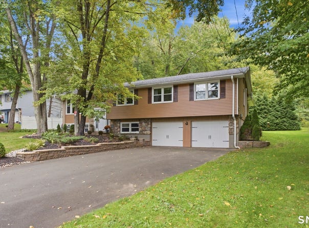 64 Risley Road, Vernon, CT 06066