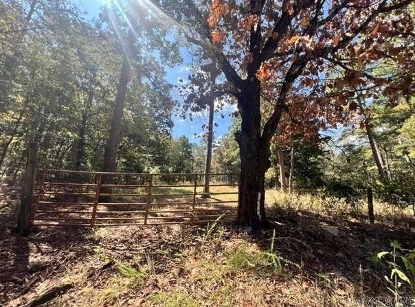 E Red Barn Road, Cave City, AR 72521