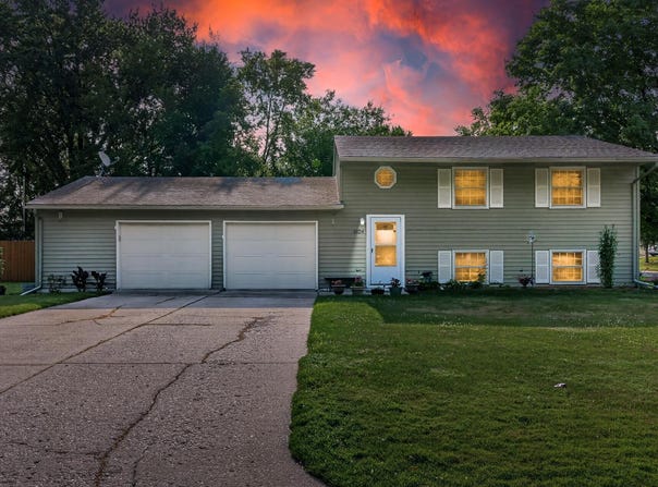 6124 Gettysburg Avenue N, New Hope, MN 55428