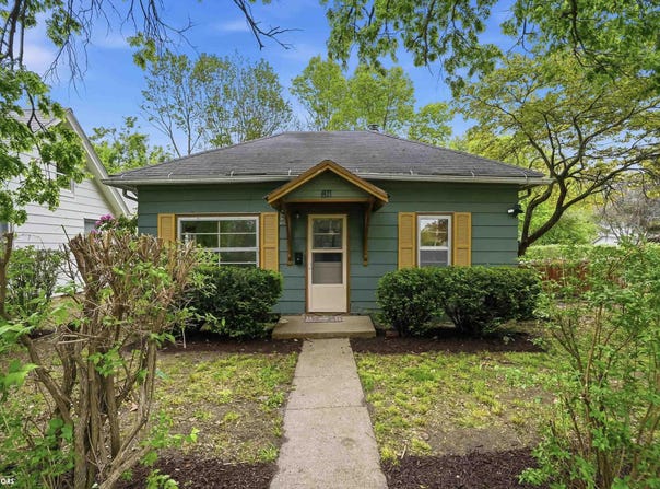 811 S 5th Street, Fairfield, IA 52556