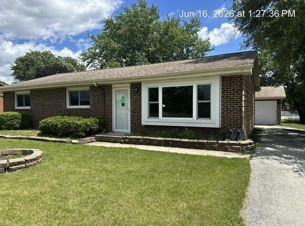 651 Central Avenue, Matteson, IL 60443