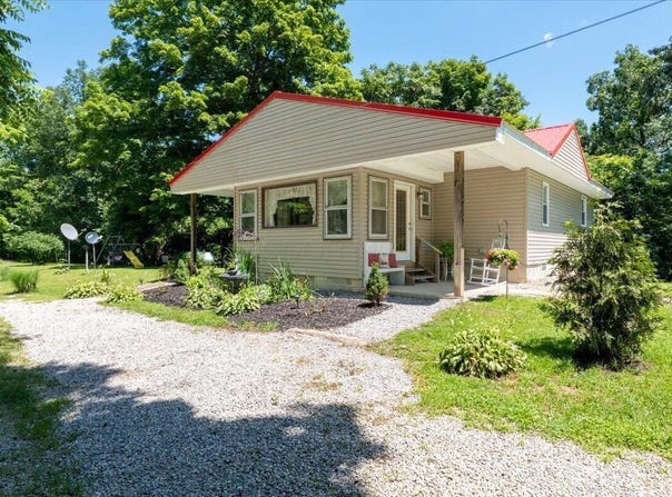 310 Golley Road, Otway, OH 45657