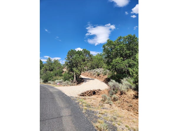 2981 S Juniper Way, New Harmony, UT 84757