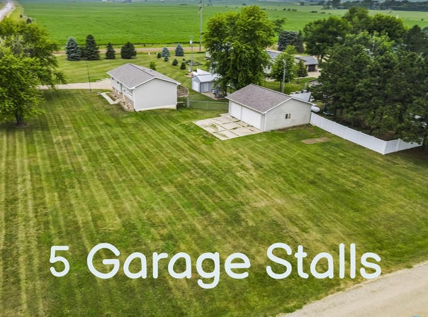 46704 265th St, Sioux Falls, SD 57107