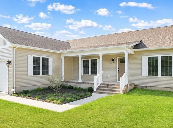 37348 DOUBLOON DR, GREENBACKVILLE, VA 23356