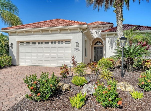 14614 NEWTONMORE Lane, LAKEWOOD RANCH, FL 34202