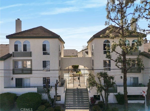 15000 Downey Avenue, Paramount, CA 90723
