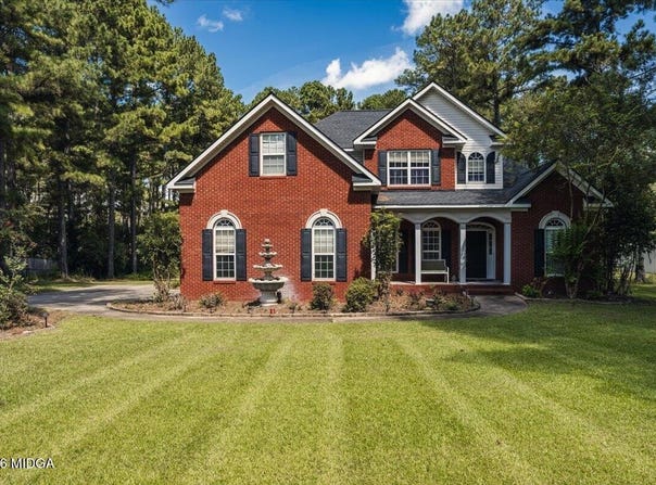 136 Hidden Lakes Drive, Gray, GA 31032