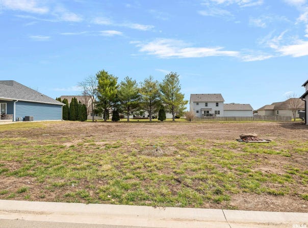 408 Sundown Lane, Chatham, IL 62629