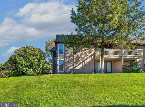 8509 BARRINGTON Court, SPRINGFIELD, VA 22152