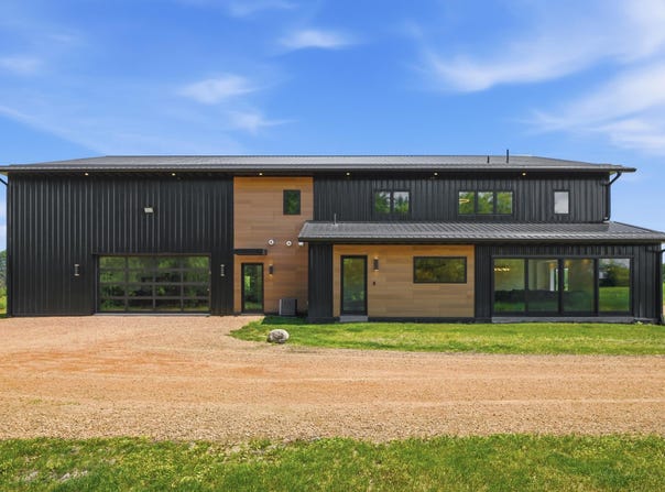 880 Wild Oak Trail, Independence, MN 55359