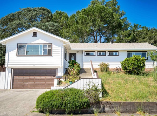 64 Washington St, Novato, CA 94947