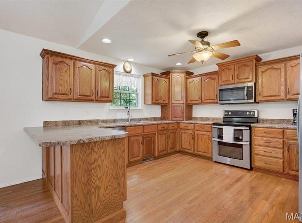 16780 Highland Springs, Dixon, MO 65459