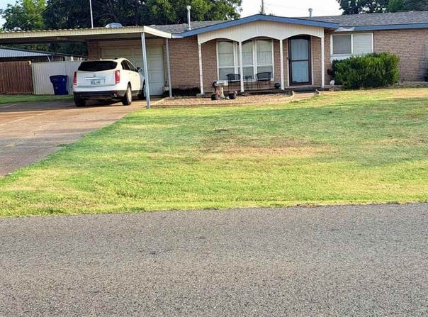 501 E S Boundary, Walters, OK 73572