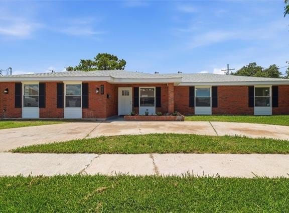 930 CEDRE Drive, Westwego, LA 70094