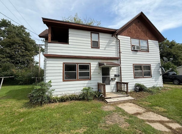 316-316 1/2 Spencer Street, Edgerton, WI 53534
