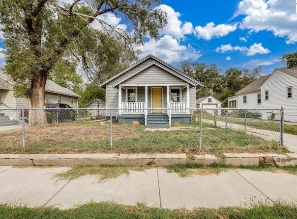 420 E 8th Ave, Hutchinson, KS 67501