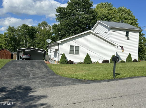 131 SW Beverly Avenue, Wise, VA 24293