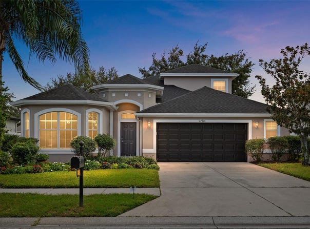 27426 SILVER THATCH Drive, WESLEY CHAPEL, FL 33544