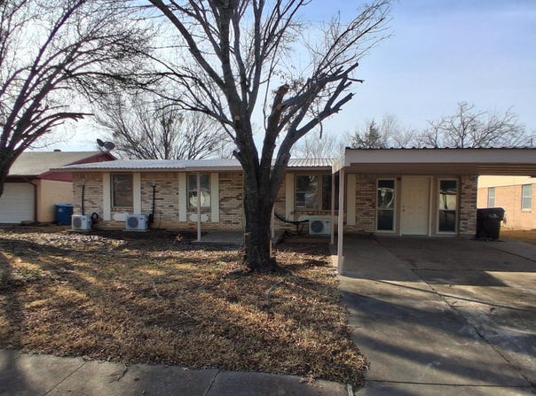 516 Forrest Lane, Denison, TX 75021