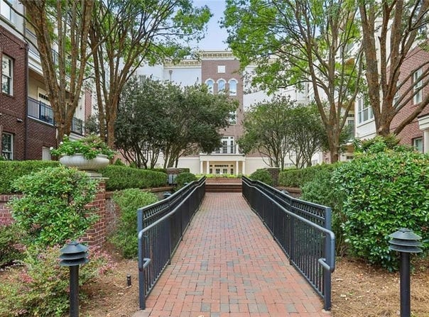 3635 E Paces Circle NE #1419, Atlanta, GA 30326