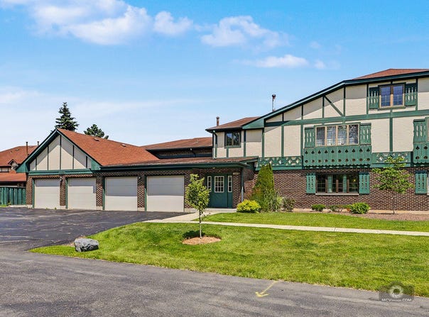 11657 S Matterhorn Circle, Palos Park, IL 60464
